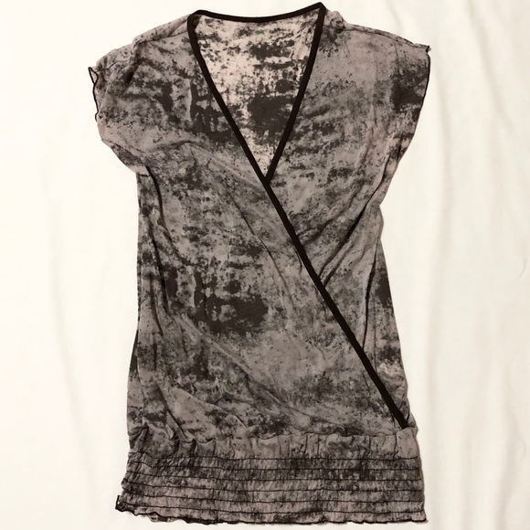 Mandy Moore Mblem S/S Sheer Burnout Open-Front Top - Picture 6 of 14